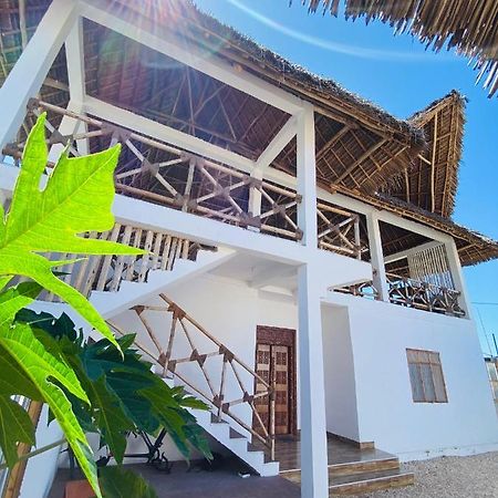Mamayoyo House Нунгви Экстерьер фото