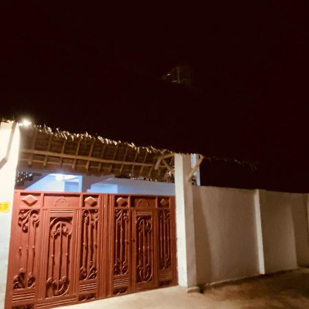 Mamayoyo House Нунгви Экстерьер фото