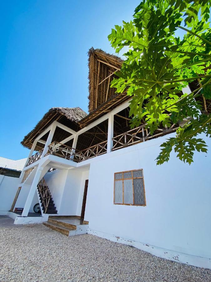 Mamayoyo House Нунгви Экстерьер фото