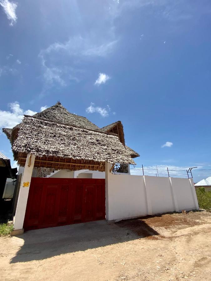 Mamayoyo House Нунгви Экстерьер фото